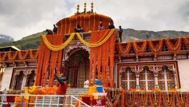 Photo of बद्रीनाथ धाम: मंदिर की दीवार पर आई दरार, एएसआई के माध्यम से होगा अब धाम का रखरखाव