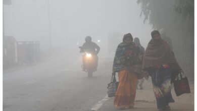 Photo of देश की राजधानी दिल्ली समेत पूरे उत्तर भारत में ठंड का असर जारी, जानें देशभर के मौसम का हाल