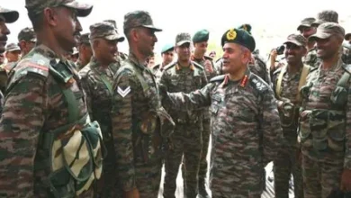 Photo of ऑपरेशन सिंदूर की सफलता के बाद आर्मी चीफ उपेंद्र द्विवेदी ने राजस्थान के सीमावर्ती क्षेत्रों का किया दौरा