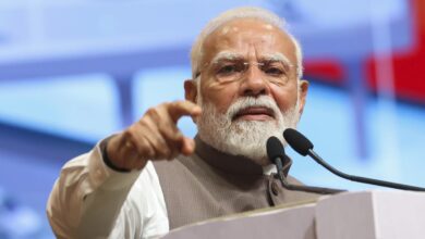 Photo of पीएम मोदी ने काराकाट में विशाल जनसभा को किया संबोधित, कई परियोजनाओं का किया शिलान्यास और उद्घाटन