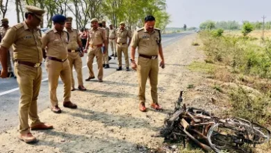 Photo of यूपी के शाहजहांपुर में बड़ा सड़क हादसा, इको और बाइक की टक्कर, 6 लोगों की मौत