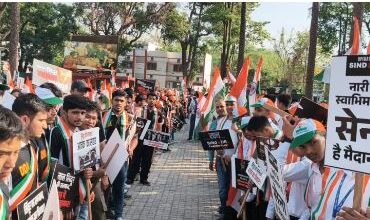 Photo of देहरादून में आयोजित हुई “तिरंगा शौर्य सम्मान यात्रा”, जानें क्या बोले सीएम पुष्कर सिंह धामी