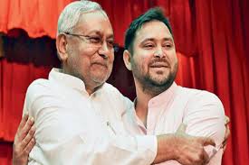 Photo of पिता बनने पर नीतीश ने दी तेजस्वी यादव को बधाई