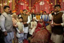 Photo of ऊर्जा मंत्री प्रद्युम्न सिंह तोमर की बेटी की शादी में शामिल हुए सीएम मोहन यादव