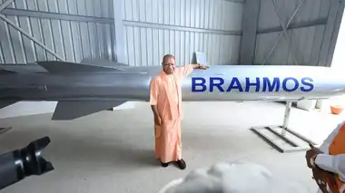 Photo of आतंकवाद कुत्ते की पूंछ, आतंकी जिस भाषा में समझेंगे उन्हें उसी भाषा में जवाब देंगेः सीएम योगी