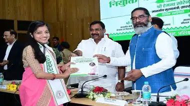 Photo of आईटी में करियर की ऊंची उड़ान की राह हुई आसान, सीएम हेमंत सोरेन ने झारखंड के युवाओं को दी शानदार सौगात