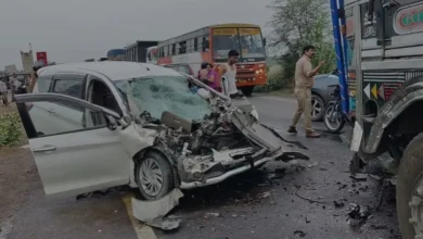 Photo of बाराबंकी में भीषण सड़क हादसा: ट्रक-कार टक्कर में चार की मौत, कई घायल