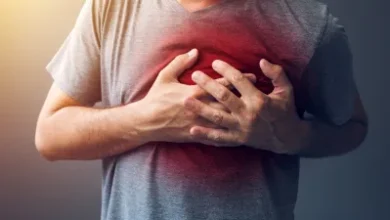 Photo of क्या होता है कार्डियक अरेस्ट? देखें बीमारी के शुरुआती और गंभीर संकेत