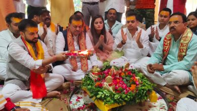 Photo of सांसद रमेश अवस्थी की अगुवाई में सावन के पहले सोमवार पर भव्य रुद्राभिषेक और आम महोत्सव का हुआ आयोजन