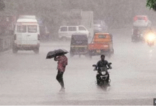 Photo of केरल में भारी बारिश, मौसम विभाग ने चार जिलों में जारी किया रेड अलर्ट