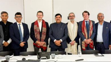 Photo of स्पेन में वैश्विक कपड़ा एवं फैशन क्षेत्र के दिग्गजों से मिले सीएम मोहन यादव