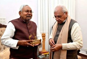 Photo of राज्यपाल आरिफ मोहम्मद खान से मिलने राजभवन पहुंचे नीतीश कुमार