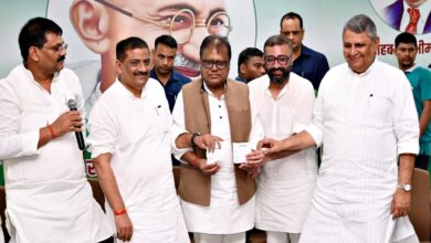 Photo of बिहार विधानसभा चुनाव से पहले कांग्रेस को बड़ा झटका, पूर्व मंत्री डॉ. अशोक कुमार राम JDU में शामिल