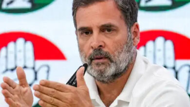 Photo of SIR विवाद पर दिल्ली में गरमी: राहुल गांधी की अगुवाई में विपक्ष का चुनाव आयोग तक मार्च