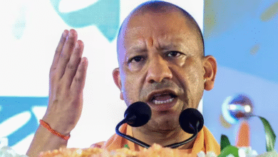 Photo of यूपी सरकार ने कहा – खाद की कोई कमी नहीं, कालाबाजारी पर सख्त कार्रवाई