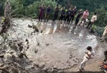 Photo of जम्मू-कश्मीर के रियासी और रामबन में बादल फटा, 10 लोगों की मौत