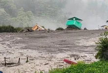 Photo of उत्तराखंड आपदा: धराली गांव सैलाब में तबाह, अब तक 400 से ज्यादा लोगों का रेस्क्यू, संपर्क पूरी तरह टूटा