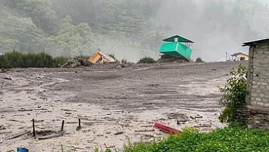 Photo of उत्तराखंड आपदा: धराली गांव सैलाब में तबाह, अब तक 400 से ज्यादा लोगों का रेस्क्यू, संपर्क पूरी तरह टूटा
