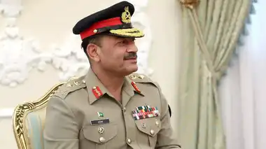 Photo of खुद की ही बेइज्जती करा बैठे आसिम मुनीर, भारत को मर्सिडीज, पाकिस्तान को डंप ट्रक बताया