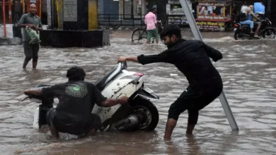 Photo of यूपी में भारी बारिश से स्कूल बंद, दिल्ली-एनसीआर में यमुना का जलस्तर बढ़ा, बाढ़ का खतरा