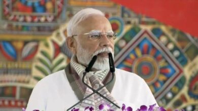 Photo of पूर्णिया दौरे पर पीएम मोदी: 40,000 करोड़ की परियोजनाओं का लोकार्पण, नई ट्रेनों और एयरपोर्ट टर्मिनल का उद्घाटन