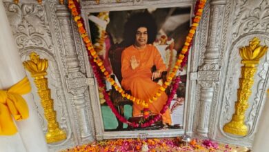 Photo of ढोल-नगाड़ों और पुष्प वर्षा संग लखनऊ पहुँची प्रेम प्रवाहिनी रथ यात्रा, भक्त हुए भावविभोर