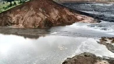 Photo of छत्तीसगढ़ के बलरामपुर में बांध टूटा, चार की मौत, तीन लापता