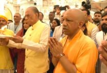 Photo of डॉ. गुलाम बने अयोध्या में पूजन करने वाले दूसरे विदेशी पीएम, पत्नी भी साथ में रहीं मौजूद