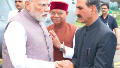 Photo of हिमाचल प्रदेश में बाढ़ प्रभावित इलाकों का पीएम मोदी ने लिया जायजा