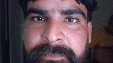 Photo of फिरोजाबाद : पुलिस कस्टडी से फरार दो करोड़ की लूट का आरोपी नरेश एनकाउंटर में ढेर, ASP न्यूज चौधरी की बुलेटप्रूफ जैकेट में लगी गोली