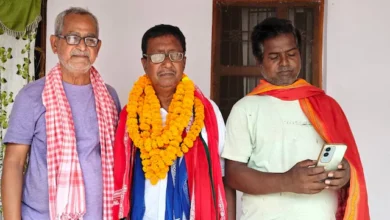 Photo of बिहार चुनाव 2025: आरा से मैदान में उतरे ‘सबसे गरीब उम्मीदवार’ कयामुद्दीन अंसारी, बोले – “जनता के भरोसे जीतूंगा”