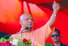 Photo of अब यूपी में दंगा नहीं, सब चंगा है’, सिवान में बोले सीएम योगी आदित्यनाथ, RJD-कांग्रेस पर परिवारवाद का आरोप