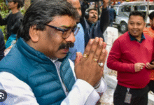 Photo of मुख्यमंत्री हेमंत सोरेन अचानक दिल्ली के लिए रवाना