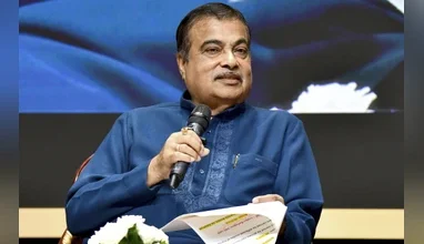 Photo of नितिन गडकरी बोले – पैसे की नहीं, काम करने वालों की कमी है; 5 लाख रोजगार सृजन का लक्ष्य रखा