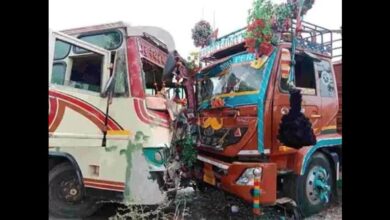 Photo of तेलंगाना के रंगारेड्डी में भीषण सड़क हादसा, बस-ट्रक टक्कर में 17 की मौत, कई घायल
