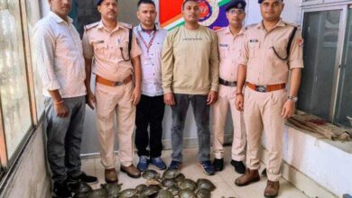 Photo of दून एक्सप्रेस में पकड़ी गई कछुओं की तस्करी, 78 जीवित कछुए बरामद