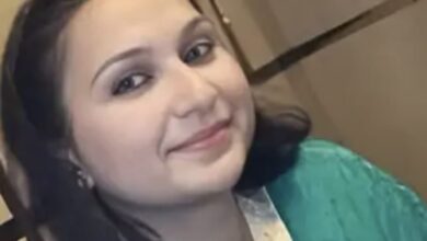 Photo of लुटेरी दुल्हन गिरफ्तार: दो बैंक मैनेजर और दो सब-इंस्पेक्टर से शादी कर करोडों की ठगी करने वाली दुल्हन गिरफ्तार, 10 खातों में मिले 8 करोड़ से ज्यादा के ट्रांजेक्शन?