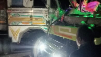 Photo of लखनऊ – प्रयागराज हाईवे पर बस–ट्रक की भिड़ंत, 15 यात्री घायल