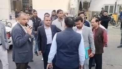 Photo of हरिद्वार को मॉडल जनपद बनाने की तैयारियां तेज, DM ने रुड़की में किया औचक निरीक्षण