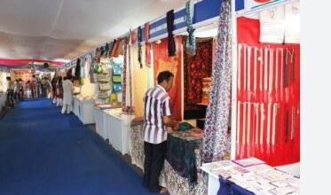 Photo of खादी महोत्सव-2025: स्थानीय उद्यमिता और स्वदेशी उद्योगों को बढ़ावा देने के लिए लखनऊ में भव्य आयोजन