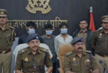 Photo of एक ही रात में तीन घरों में चोरी का खुलासा, बुढ़ाना पुलिस ने चार आरोपी दबोचे, पूरा माल बरामद