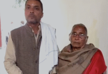 Photo of सीतापुर में चौंकाने वाला मामला: सरकारी रिकॉर्ड में मृत घोषित बुज़ुर्ग महिला बोली – “मैं अभी जिंदा हूं”