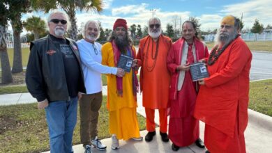 Photo of श्रीमहंत नारायण गिरि महाराज ने अमेरिका में हरे कृष्ण मंदिर व स्वामी नारायण मंदिर में पूजा-अर्चना की