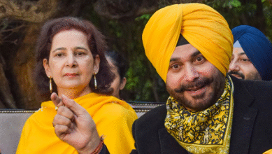 Photo of कांग्रेस ने नवजोत कौर सिद्धू को निलंबित किया, टिकट डील के आरोपों से बढ़ा राजनीतिक विवाद