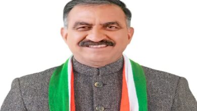 Photo of हिमाचल प्रदेश : लोकतंत्र प्रहरी सम्मान राशि योजना समाप्ति पर फिर कानूनी चुनौती, हाईकोर्ट ने सरकार से मांगा जवाब