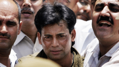 Photo of 1993 मुंबई बम धमाकों का दोषी अबू सलेम भी पैरोल की मांग पर पहुंचा हाईकोर्ट