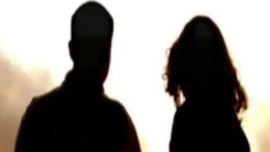 Photo of प्रतापगढ़: प्रेमी के साथ जाने की जिद पर अड़ी महिला, पति ने बच्चों की जिम्मेदारी लेकर दी विदाई