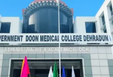 Photo of दून मेडिकल कॉलेज में सीनियर्स द्वारा जूनियर्स से मारपीट, एंटी-रैगिंग कमेटी जांच में जुटी