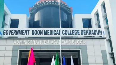 Photo of दून मेडिकल कॉलेज में सीनियर्स द्वारा जूनियर्स से मारपीट, एंटी-रैगिंग कमेटी जांच में जुटी