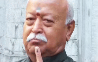 Photo of नागपुर महानगरपालिका चुनाव: मोहन भागवत ने किया मतदान, लोकतंत्र की अहमियत पर दिया जोर